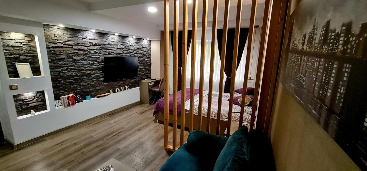 Spectacular Home Ploiesti Bagian luar foto