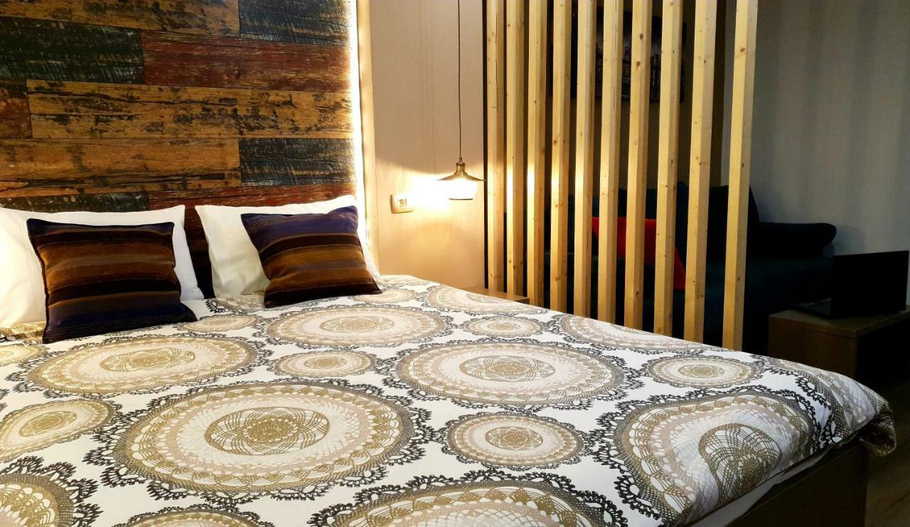 Spectacular Home Ploiesti Bagian luar foto
